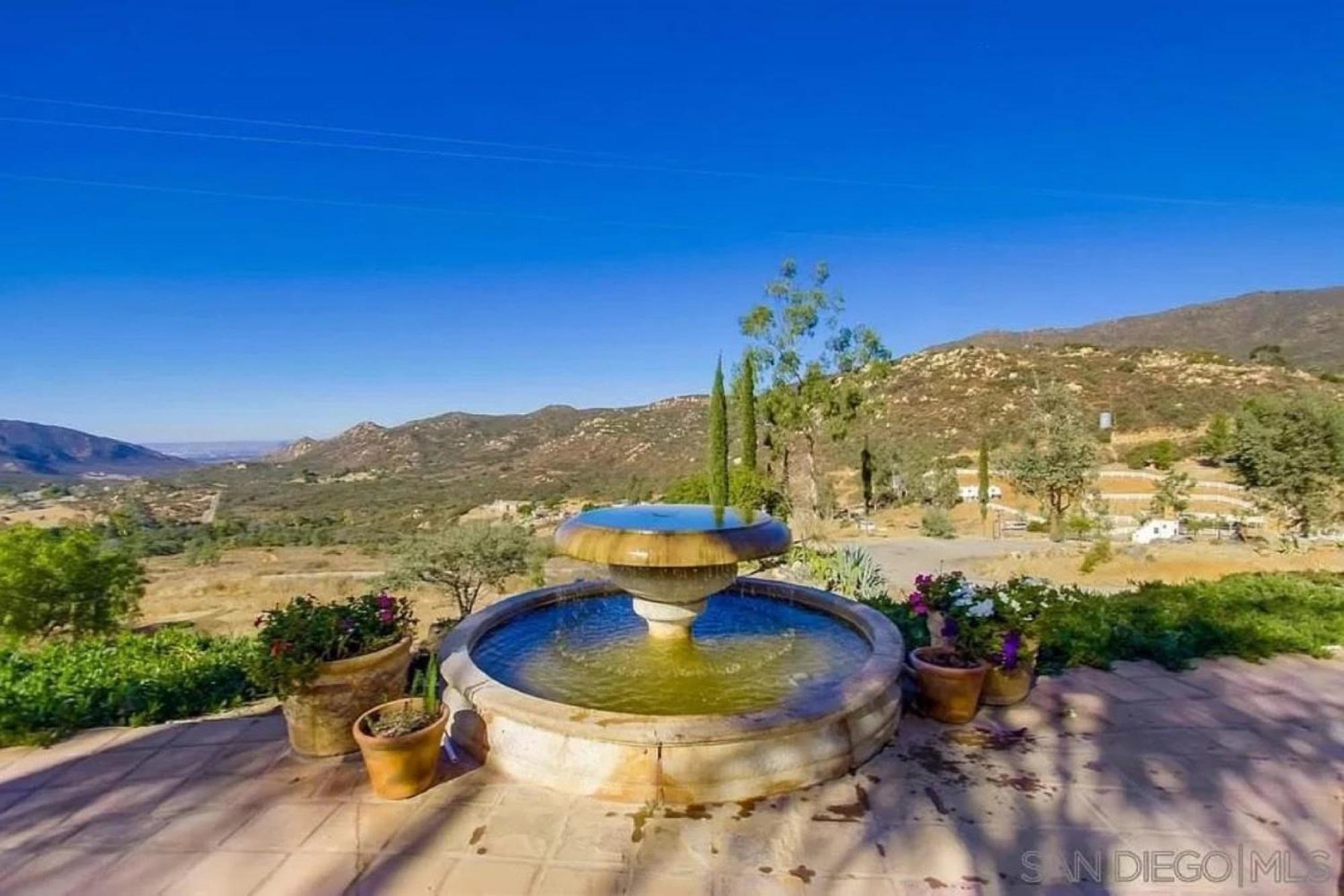 Private Home On 10 Acres - Heated Salt Pool & Jacuzzi, Mountain & City Views, Horseshoes, Basketball, Bbq, Golf Putting, Foosball, Croquet, Bose Stereo, White Cotton Bedding - Hilltop Hacienda, Pool Heat Optional Jamul Dış mekan fotoğraf